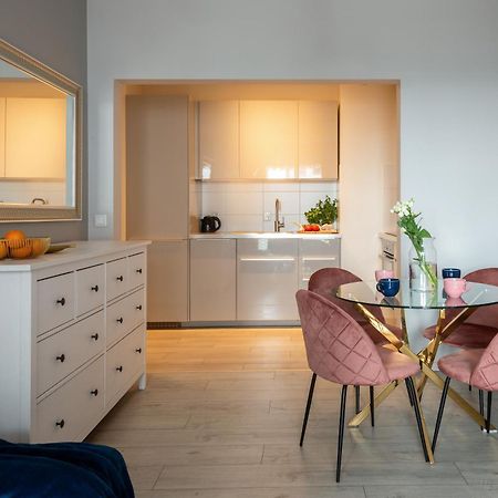 Apartamenty-Wroc Atal Towers Wroclaw Ngoại thất bức ảnh