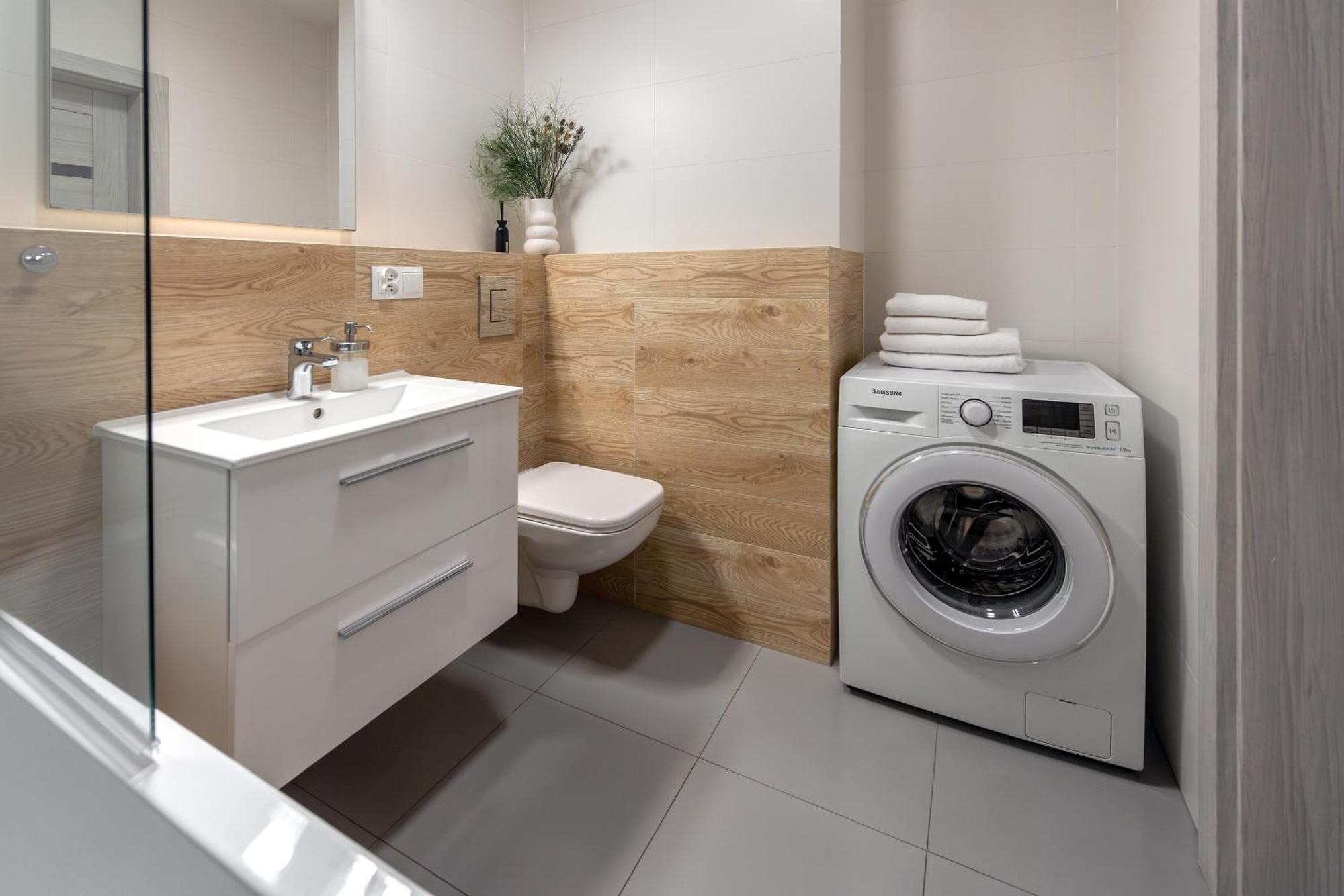 Apartamenty-Wroc Atal Towers Wroclaw Ngoại thất bức ảnh